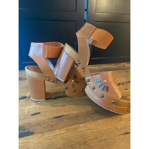 Kelsi Dagger Leather Chunky Heels with Studded Accent Sz 6